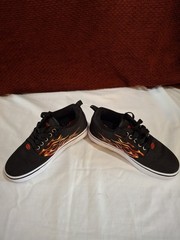 Heelys Pro 20 Flame Print Size KIDS Youth 3 Black Canvas Skate Shoes