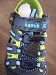 Kamik Boy’s Crab Closed Toe Waterproof Sandals Size:US7 Blue NIB