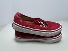 Vans Canvas Shoes Kids Size 2 Red Low Top Casual Skate Sneakers Non Slip