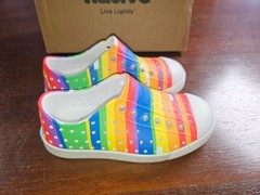 Native Jefferson Sugarlite Shell White/Rainbow Multi Stripe slip-on shoes Sz C7