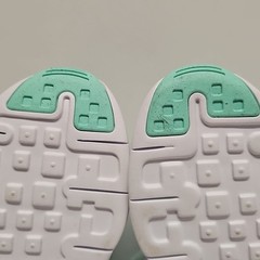 Nike Air Max Invigor Igloo Emerald Rise-White AH5263-300 2Y Youth New W/Defects