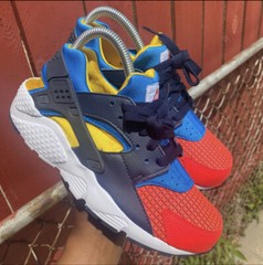 Nike Huarache Bright Crimson Running Sneakers- 4 Y ~ 5.5 W BQ7096-600
