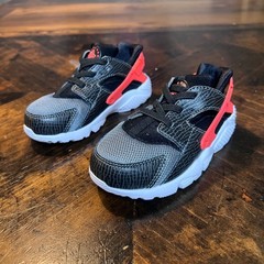 Nike Air Huarache Run TD Black Grey Bright Crimson 704950-010 Toddler Size 9C