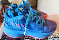 ADIDAS SHOES DAME 8 Damian Lillard SIZE 5 1/2 Youth Used EXC/NM With Box