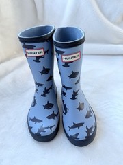 NEW Hunter First Classic Rain Boot Medium Blue Shark Toddler US 10/UK9/EU27