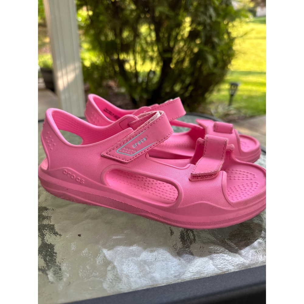 Crocs Sandal Adjustable Strap Pink Sandals Comfortable Kids Size Junior 1