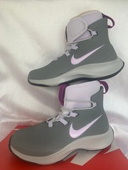 Nike Binzie Boot (PS) US Shoe Size-12C -3Y (BQ5381 003) Grey/Violet „BOX NO LID“