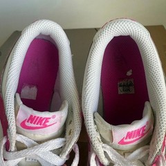 Nike Dunk Low Fuchsia/White Kids Sneakers FB9109-102- SZ 4.5 Y