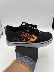 Heelys Pro 20 Youth Sneakers 4 Black Red Flames Print Lace Up Skateboard Shoes