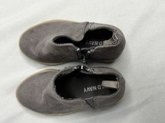 Old Navy Gray Suede Bootie Ankle Boots Kids Size 12 Zip Casual Fall Winter