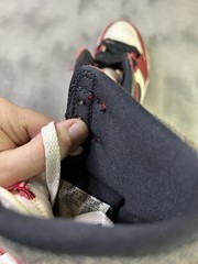 Size 6 (GS) – Jordan 1 Retro OG High Chicago Lost & Found