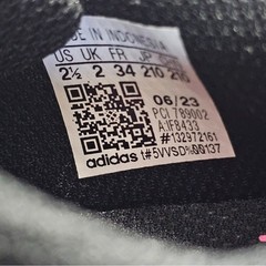 NWOT Adidas Superstar Shell Toe HOT PINK