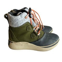 Sorel Out n About IV Chillz Waterproof Boots Childrens Size 4 Outdoor Shearling