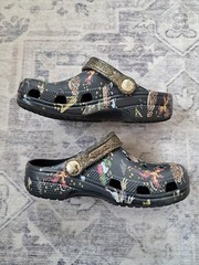 Harry Potter Classic Clogs. Crocs x Vera Bradley. Size Junior 1-J1.