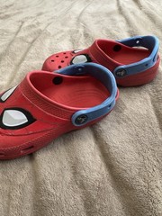 Kid’s Spiderman Croc clogs size J2 slip on