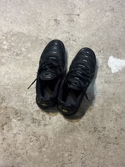 Nike Air Max Plus ‚Triple Black‘ Running Sneakers 6 Youth