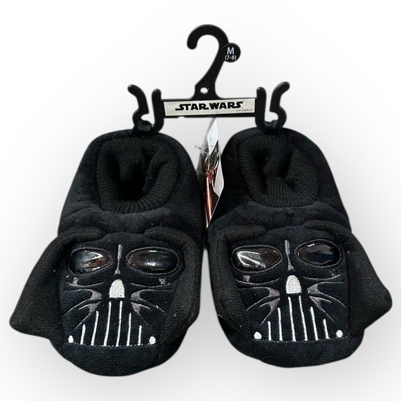 NWT Disney Black Star Wars Theme Darth Vader Design Slippers Size Medium 7 8