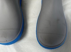 NWT KAMIK RIPTIDE RAIN BOOTS SIZE 5 YOUTH MADE IN CANADA! SLATE GRAY/BLUE