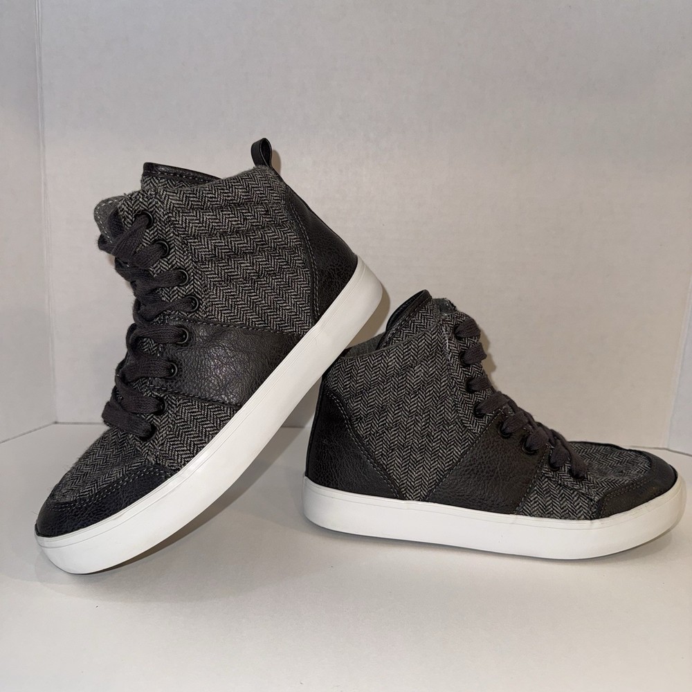 Old Navy High Top Casual Sneakers Chrome Grey Unisex Kids Size 1 Fabric Mix