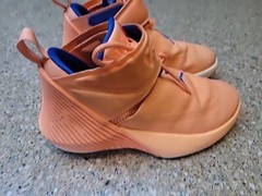 Nike Youth Jordan Why Not Basketball Sneakers Orange Royal Size 3.5 2017