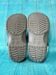 Crocs kids Mammoth Lined Clogs Brown Synthetic Material size: 12-13