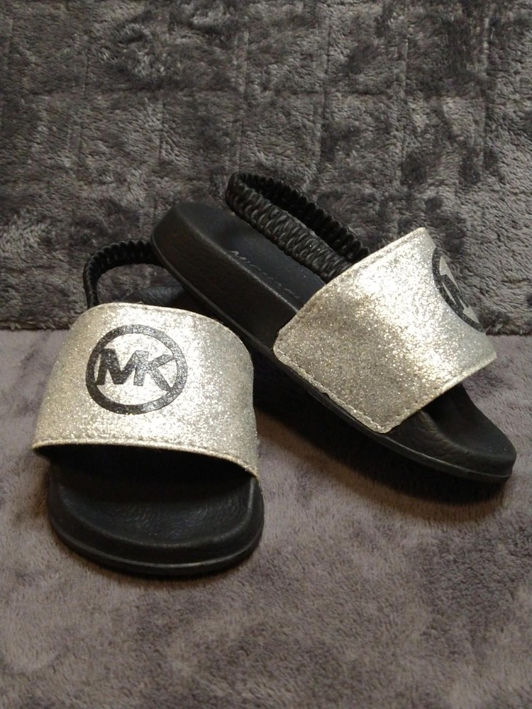 Michael Kors MK Logo Toddler 7 Jett Charm Silver Glitter Slip-On Strap Sandals
