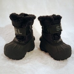 SOREL Kids Snow Commander Waterproof Winter Boots Size 4 Warm Easy Closure New