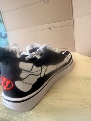 Heelys Pro 20 Print Skeleton X-Ray Skate Shoes Y6 Black White ABEC 5