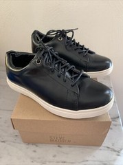 Steve Madden Binstaxx Unisex girls Boys sneakers Casual School Black shoes Sz 3