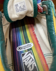 Vans Off The Wall US Kids Boy Girl Size 12 Crayola Crayons Old Skool Hook Loop
