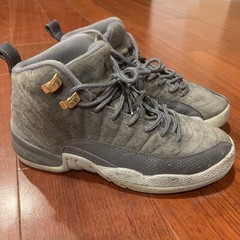 Nike AIR JORDAN 12 Retro Dark / Wolf Gray 153265-005 Size US 4.5Y