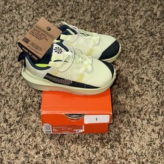 Nike Crater Impact Shoes Sneakers Kids Size 10C Green Move to Zero DB3553-310