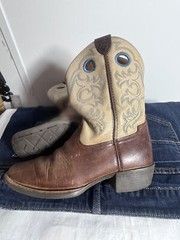 Ariat Leather Cowboy Boots Style 10005993, Size 1.5