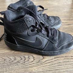 Nike 839977-001 Court Borough Mid Lace-Up High Top Basketball Shoes Youth US 4Y