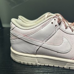 Nike Dunk Low Triple Pink Prism Valentine Youth SZ 5.5Y 921803-601 SB