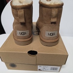 UGG Kids Classic Mini Ii Boots, Chestnut, 1017715K-CHE, USA Size 1