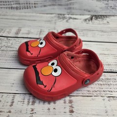 Crocs Juniors Size 1 Red Elmo Face Slip On Plush Lined Clog Shoes Sesame Street