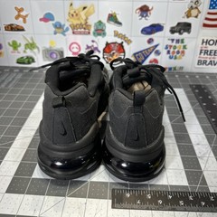 Nike Air Max 270 React Triple Black Athletic Shoes 7 Y Womens 8.5