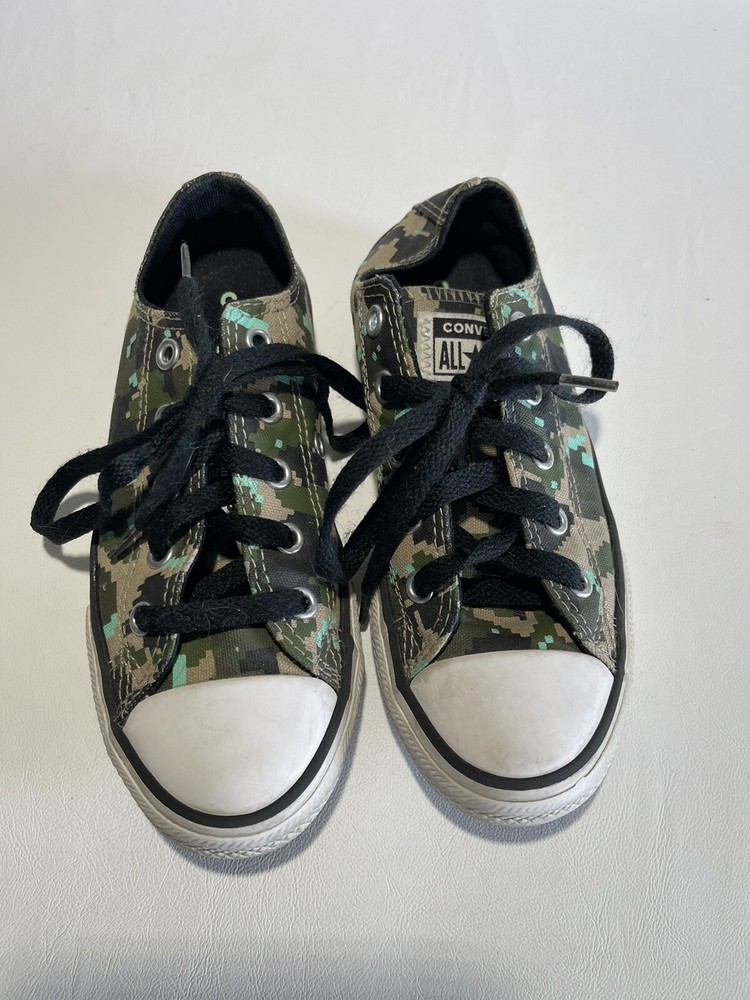 Converse Chuck Taylor All-Star Digi Archive Green Camo Sneakers Size 13 Boys