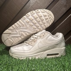 Size 6 (GS) – Nike Air Max 90 Low White – CD6864-100