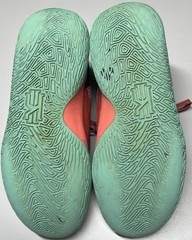 Nike Kyrie Flytrap 5 GS DD0340-808 US 7Y Basketball Shoes Magic Ember Worn Soles