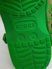 CROCS Minecraft Kids Clog with 3D Game Blocks Jibbitz LIMITED EDITION sz J4