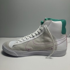 Nike Youth Blazer Mid 77 Dance White Green Pink Shoes Sz 7Y