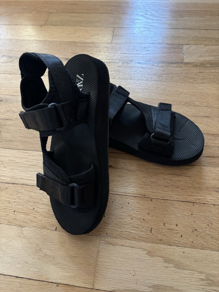 Zara Sandals Kids 32/33
