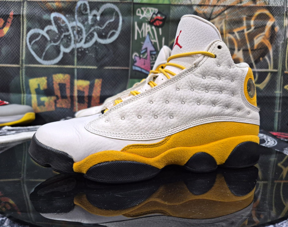 Jordan Air Jordan 13 Retro GS White/Yellow/Black High Top Size 7Y DJ3003-167