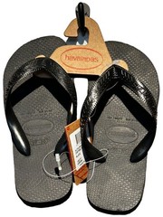 havaianas top flip flops black little kids 13C/1Y – NWT