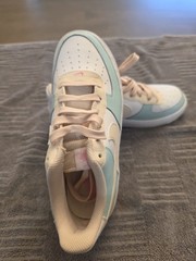Nike Air Force 1 Low Mint Green White Cream DV7762-300 Boys Size 5Y