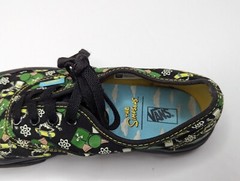 Vans x THE SIMPSONS VANS KIDS SHOES Authentic Glow In The Dark Bart Sz 3