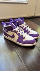 Size 2Y (Grade School) Air Jordan 1 Mid ‚White Purple‘ DQ8423‑511