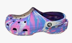 NWT Crocs Kids Classic K Marbled Clog – Colorful, Size J6